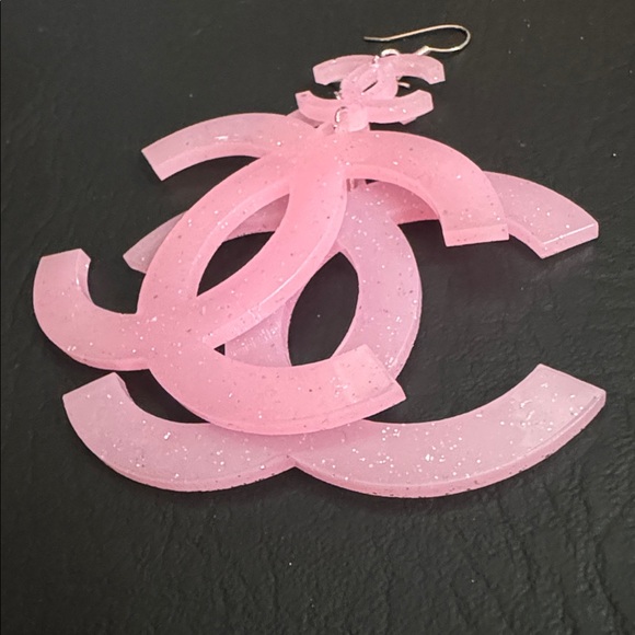 CC Fashion Bubblegum Pink Sparkling Earrings - Picture 9 of 9